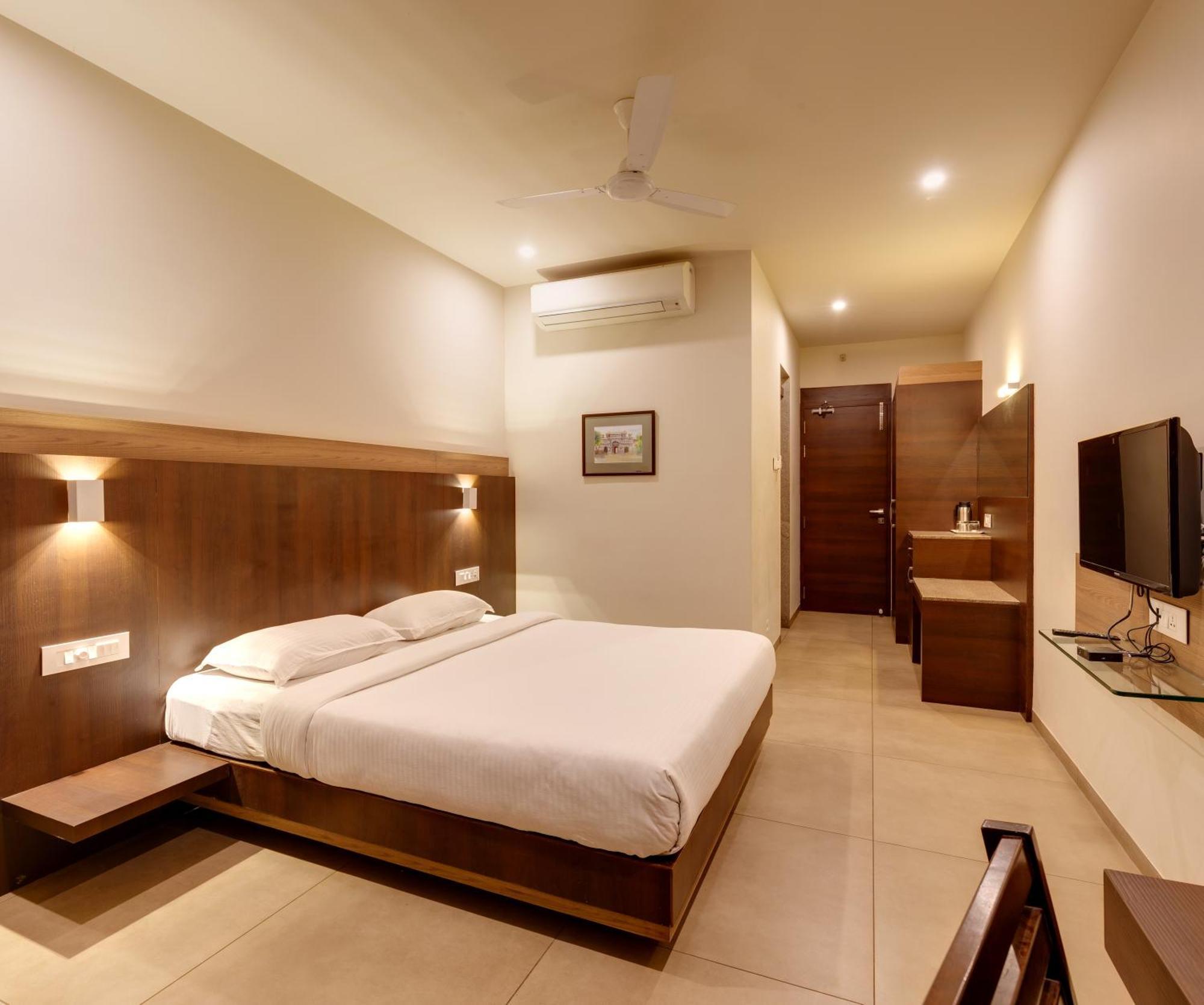 Hotel Classic Mid Town, קולהאפור מראה חיצוני תמונה
